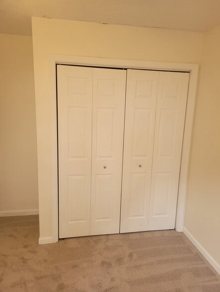 Building Photo - 1252 Castine Ct