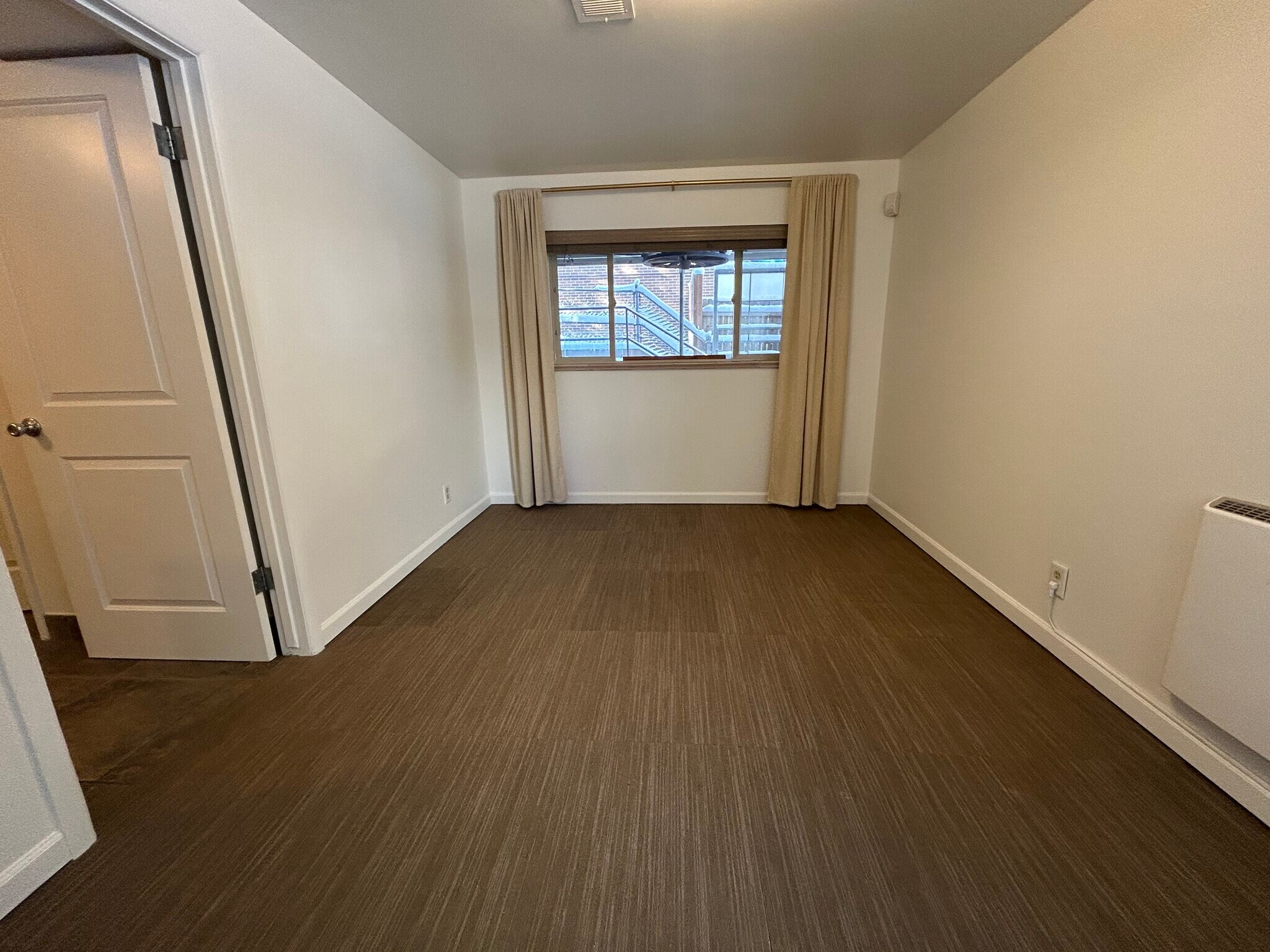 Building Photo - 6555 W 10th Pl