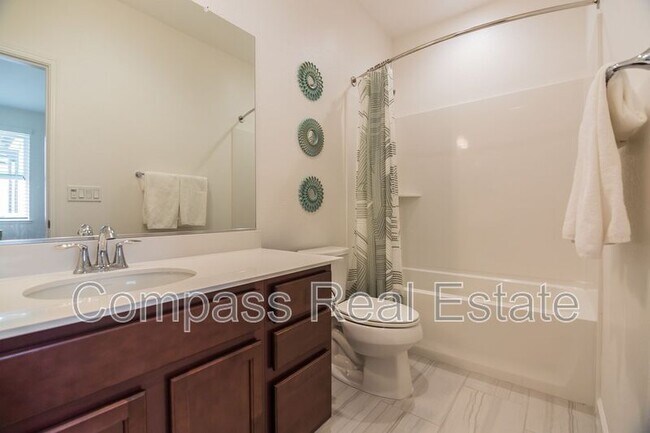 Building Photo - 2730 Viterbo Ct