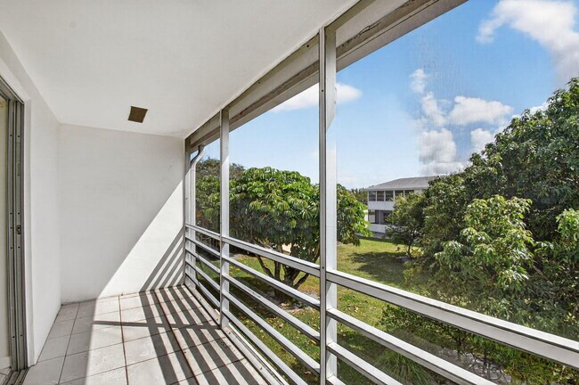 Building Photo - 344 Northampton Q