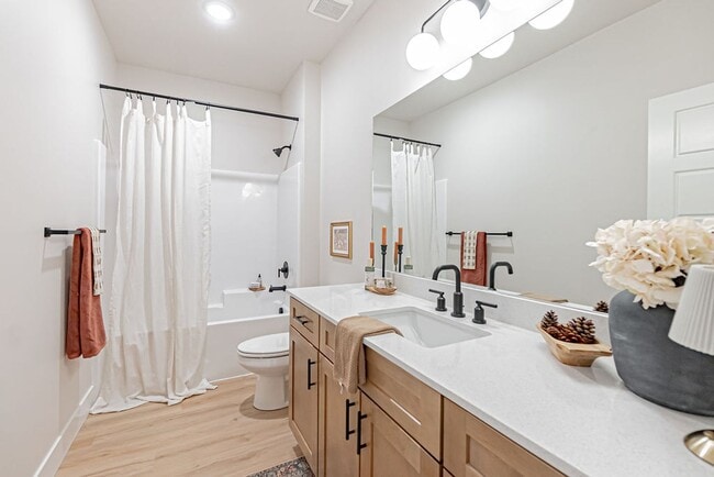 Building Photo - 455 Blue Spruce