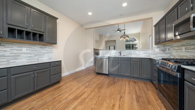 Building Photo - 12210 Point Reyes Dr