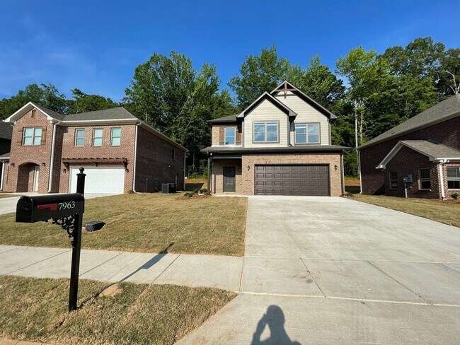 Building Photo - Home for Rent in Pinson, AL!! Available NOW!