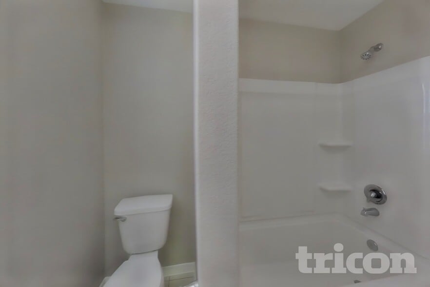 Building Photo - 692 Totem Trail Dr