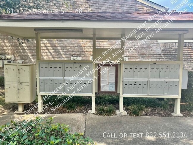 Building Photo - 8100 Cambridge St