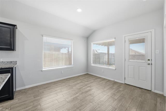 Building Photo - 413 Foxhunter St