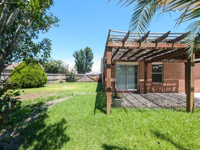 Building Photo - 1986 Green Heron Ct