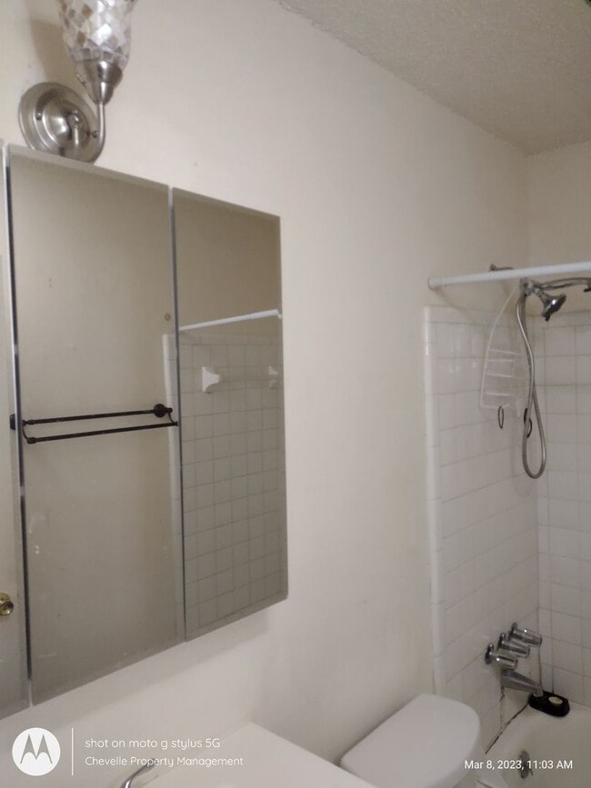 Building Photo - Furnished 2 bedroom with Loft