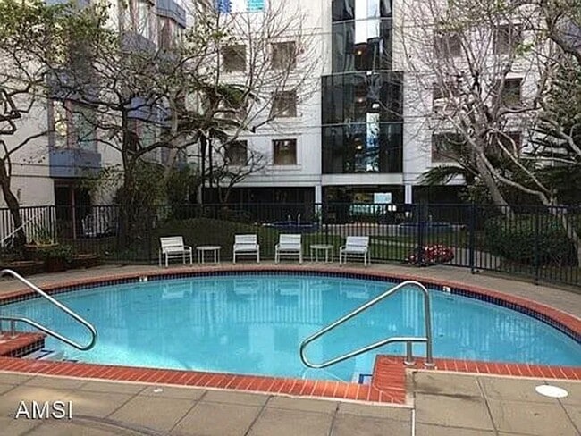Building Photo - Downtown Parking Included in rent! Spacious 8th Floor Studio at the Baycrest Towers with a great ...