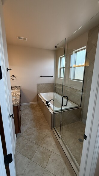 Building Photo - 491 Tiara Rado Ct