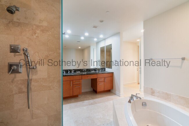 Building Photo - Furnished HOKUA 2/2/2 LONG TERM