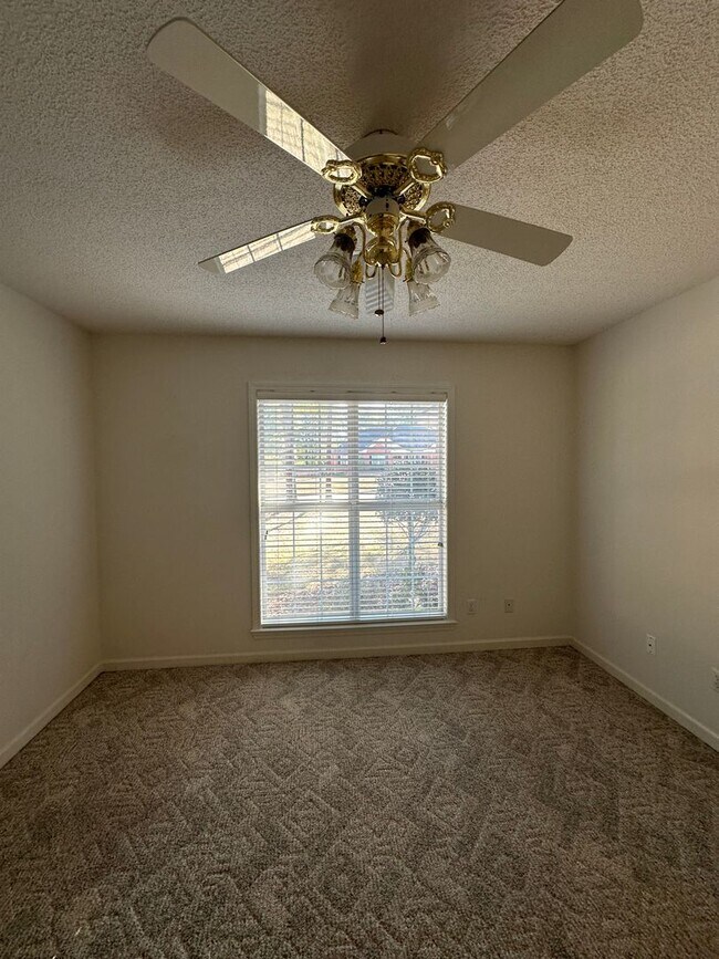 Building Photo - Enterprise Country Club!  Short Term Renta...