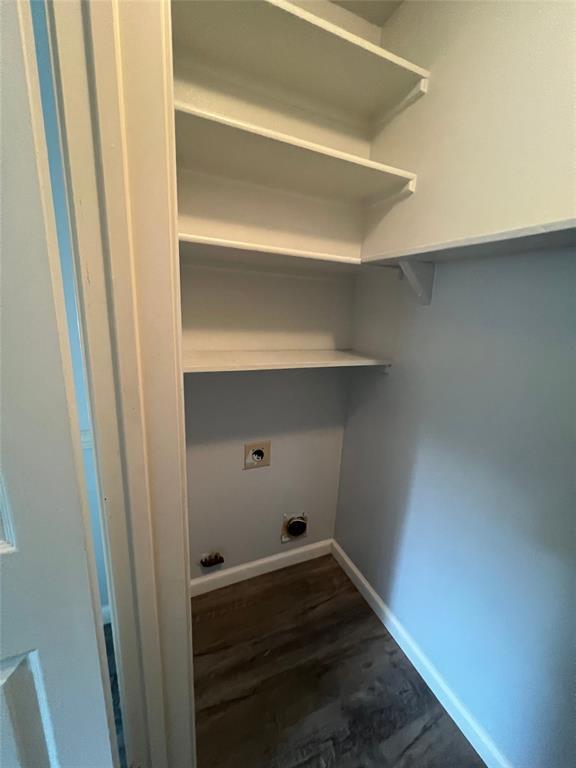 Building Photo - 1401 River Oak Dr