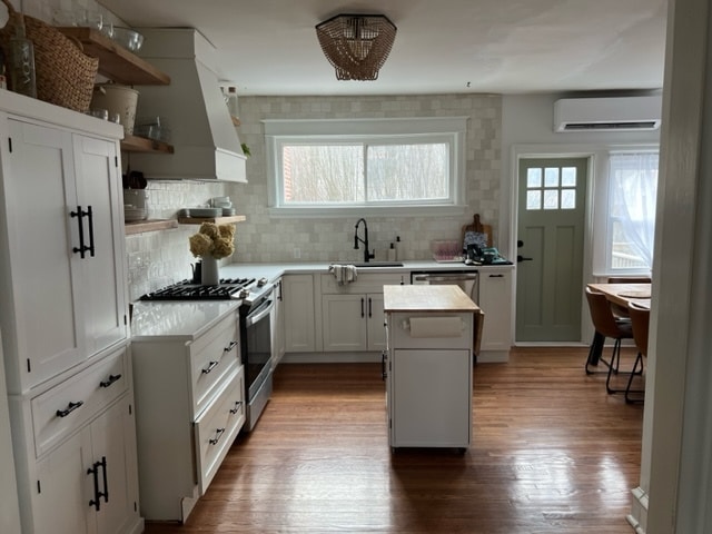 Building Photo - 7826 Devon St