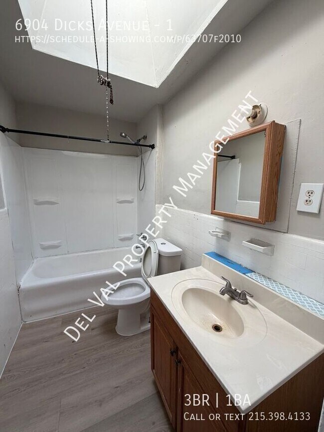 Building Photo - 6904 Dicks Ave