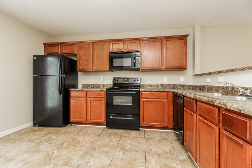 Building Photo - 8029 Logan Dr