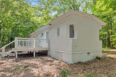 Building Photo - 1725 Oak Grove Church Rd