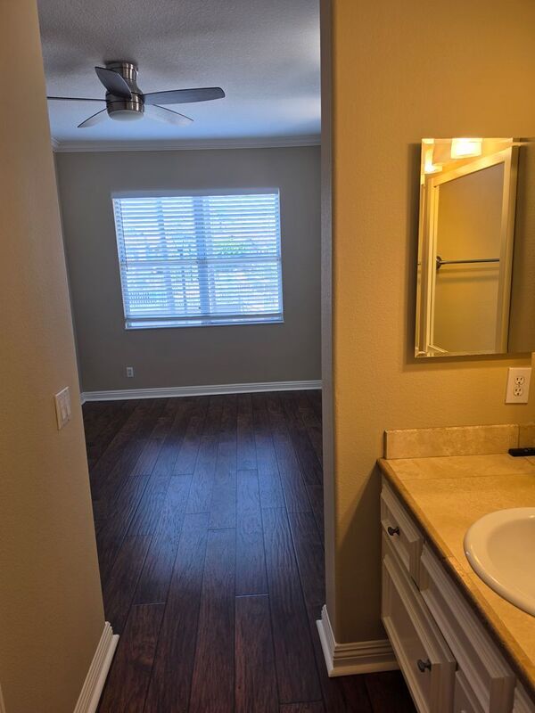 Building Photo - 28436 Yosemite Dr