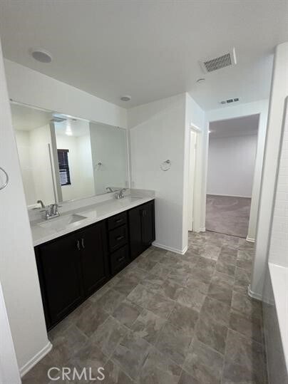 Building Photo - 896 Tierra Dr