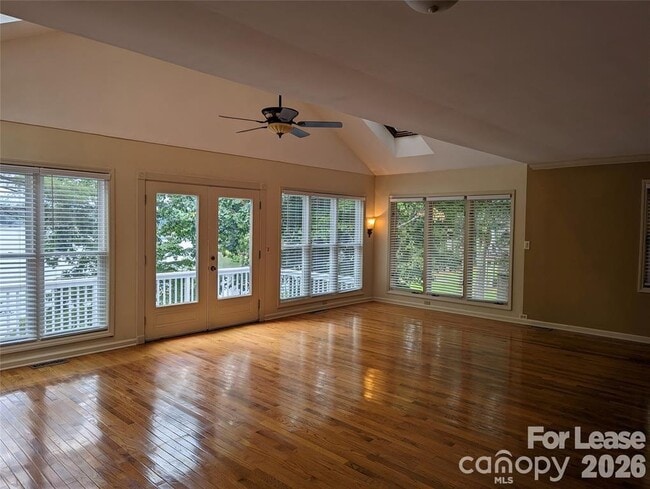 Building Photo - 7148 Nancy Lee Cir