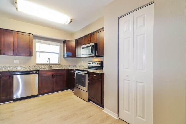 Building Photo - 6173 71st St N