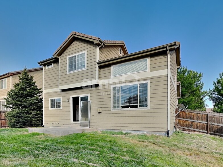 Building Photo - 469 Hayloft Way