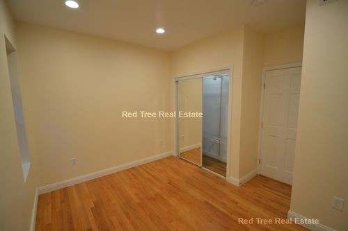 Building Photo - 1812 Beacon St