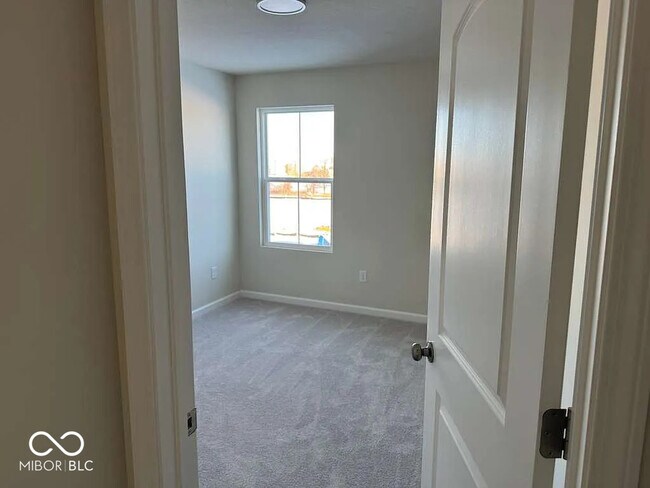 Building Photo - 3846 Riverstone Dr