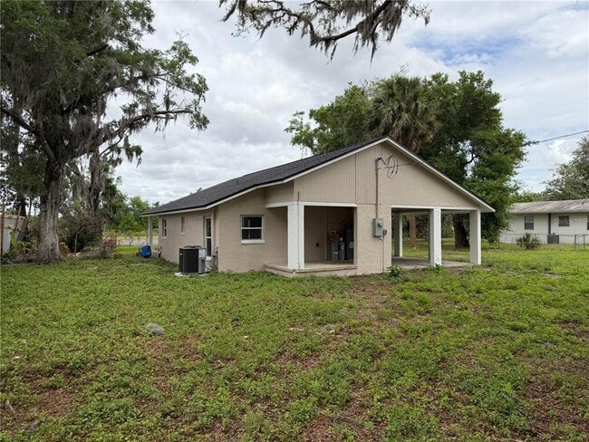 Building Photo - 17936 State Rd 52