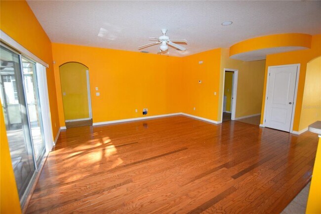 Building Photo - 3118 Riachuelo Ln