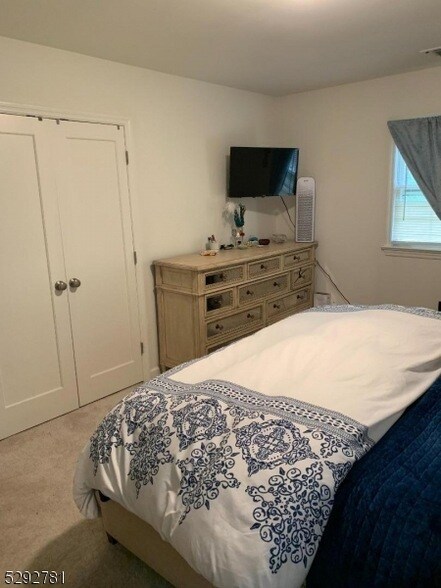 Building Photo - 19 Hewetson Rd