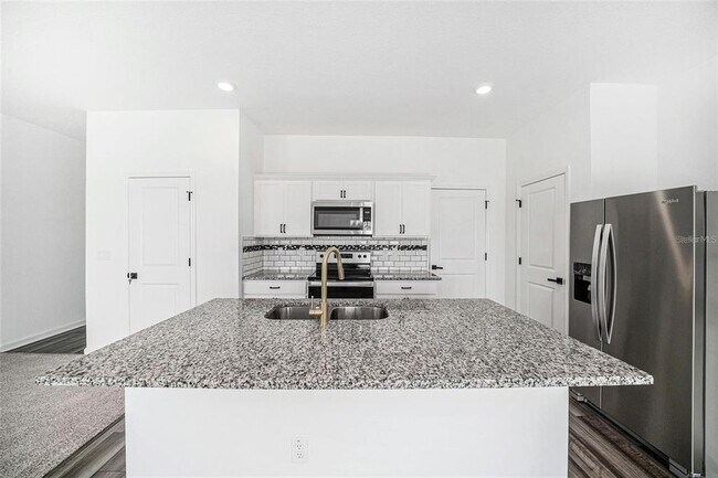 Building Photo - 35542 Buttonweed Trl