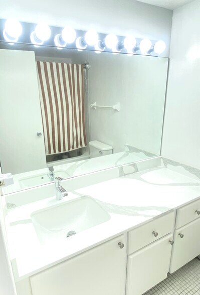 Bathroom updated - 1000 West Ave