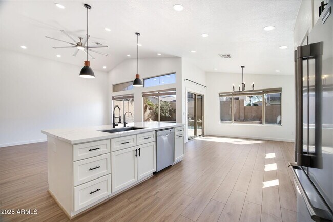 Building Photo - 16025 S 18th Dr