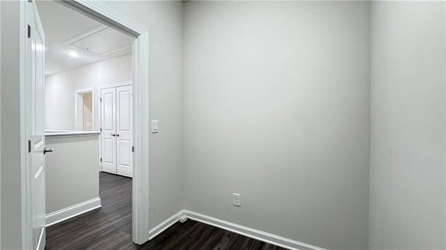 Building Photo - 750 Fieldcrest Park Ln