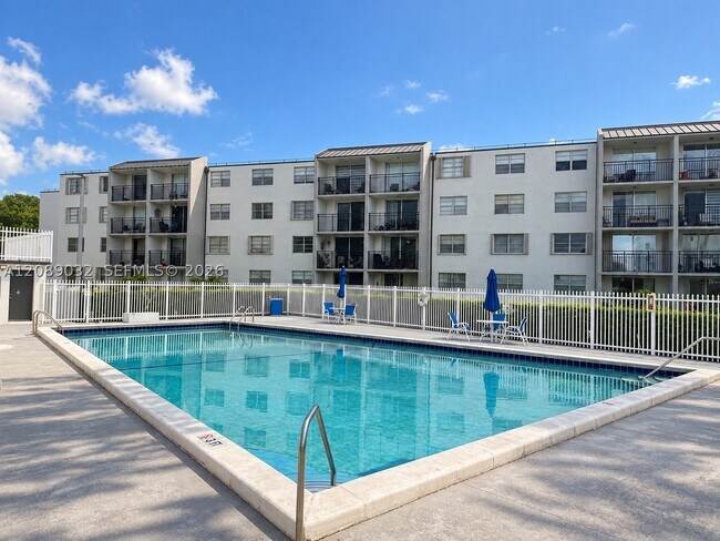 Building Photo - 14150 SW 84th St