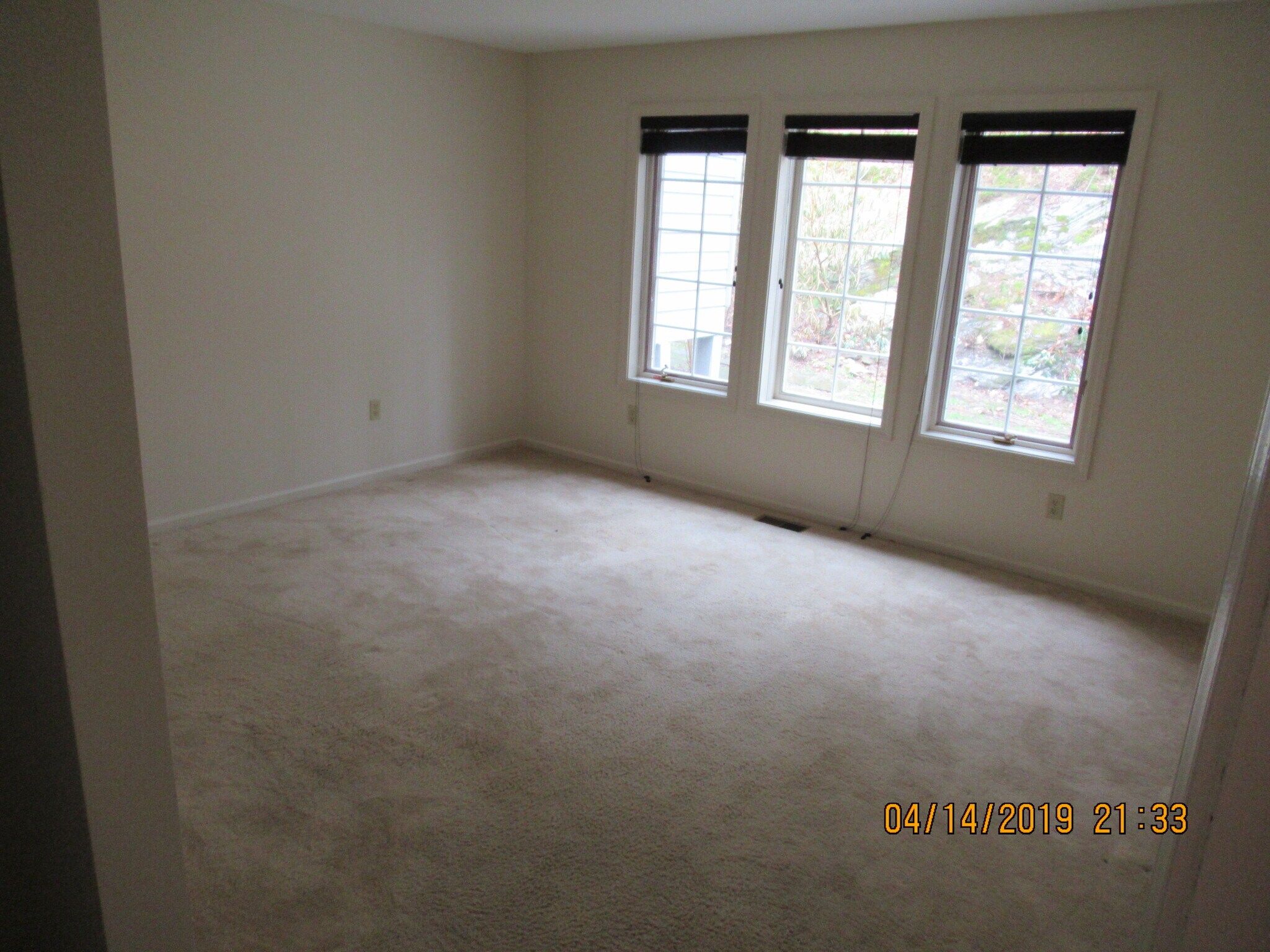 1 ST FLOOR MASTER BEDROOM - 100 Winterbourne Ln