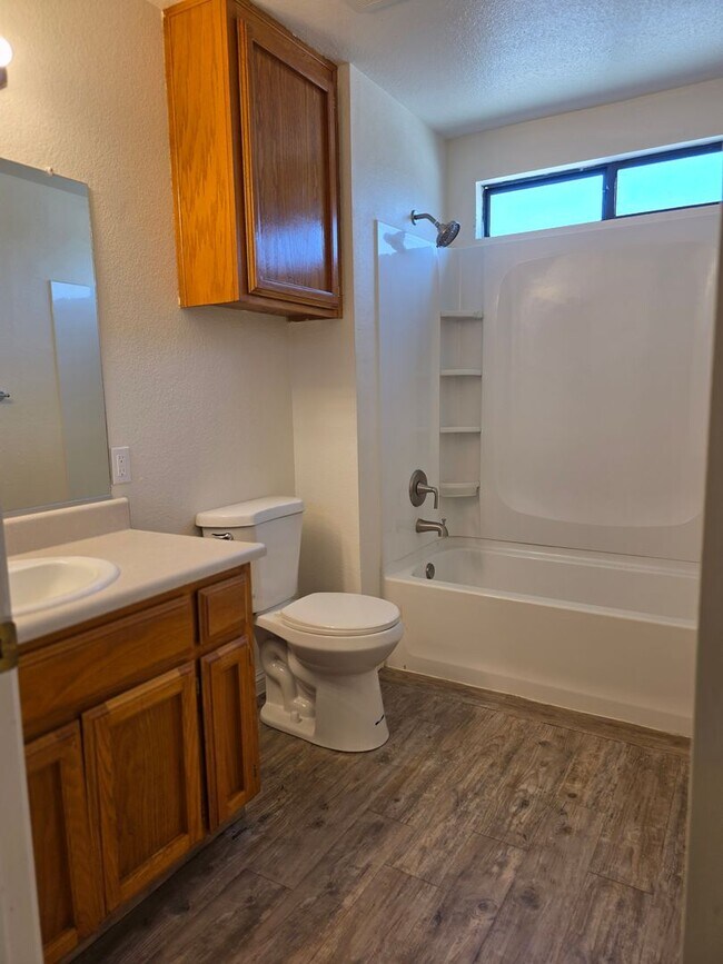 Building Photo - 8110 Laborough Dr