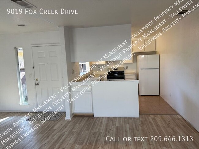 Building Photo - 9019 Fox Creek Dr