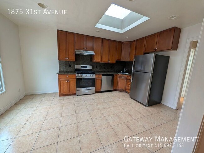 Building Photo - 1875 31st Ave