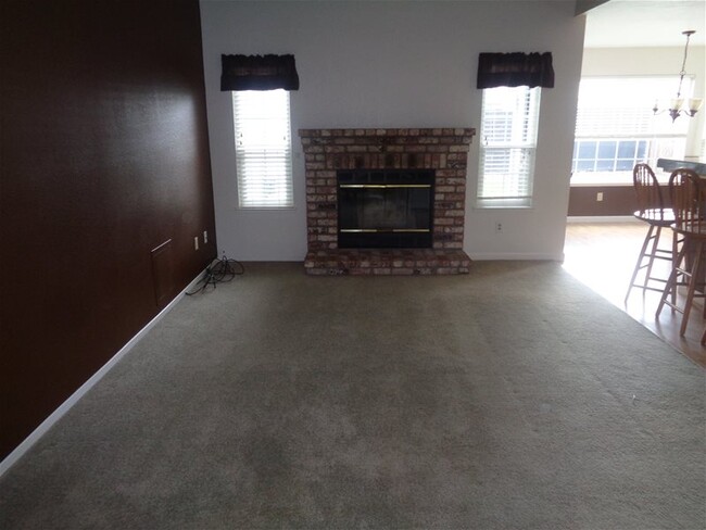 Building Photo - 1442 Zephyr Dr