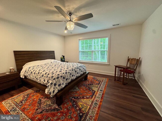 Building Photo - 8708 Southrun Ct