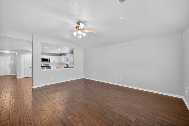 Building Photo - 4038 Mt Everest Way