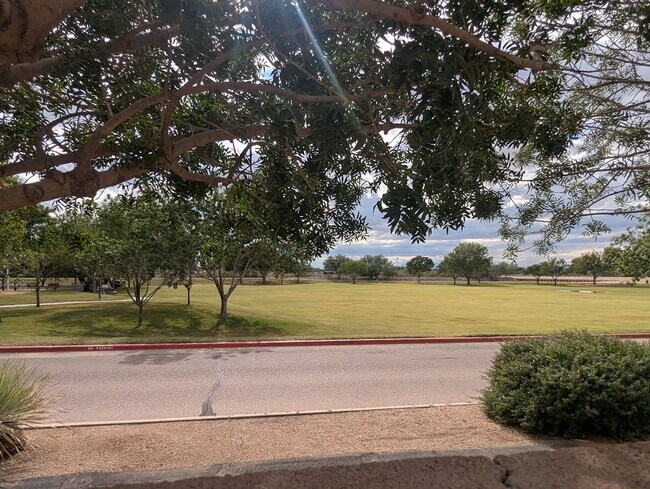 Building Photo - Great Northwest Home with Solar!