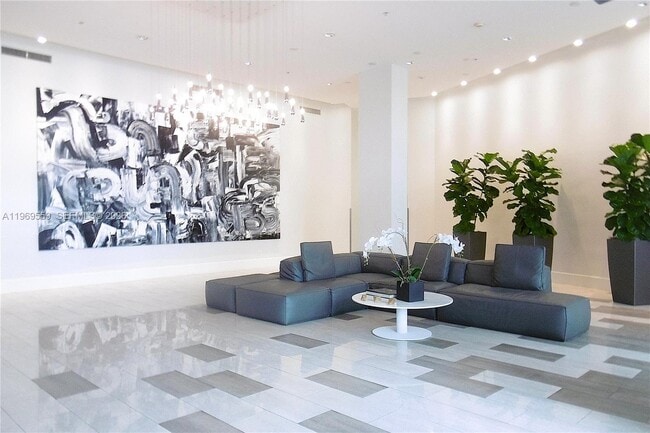 Building Photo - 2001 Meridian Ave