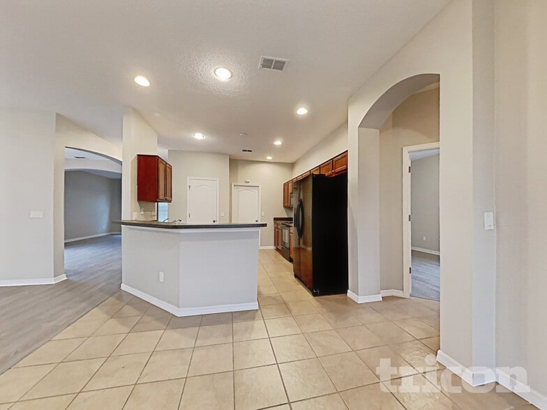 Building Photo - 1513 Lancashire Way