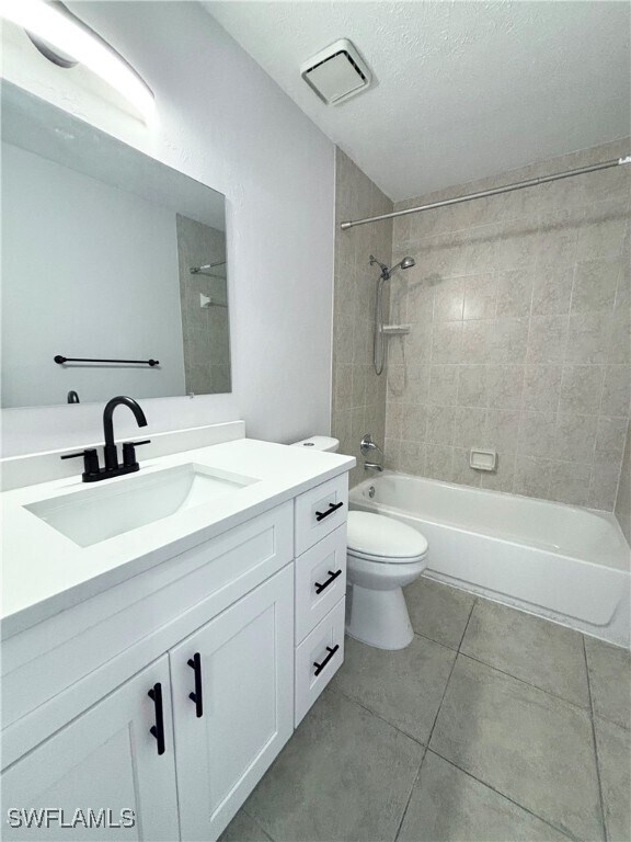 Building Photo - 4520 SW 8th Pl