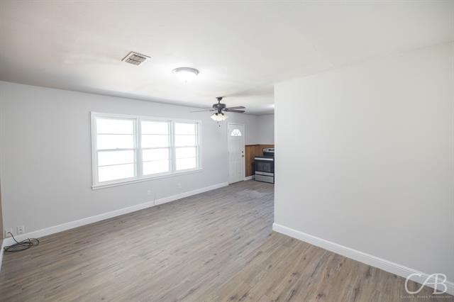 Building Photo - 872 Forrest Ave