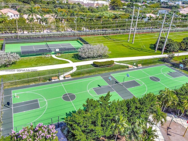 Building Photo - 8354 NW 39th Ct