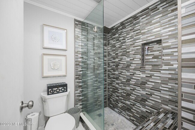 Building Photo - 3114 Harbor Dr